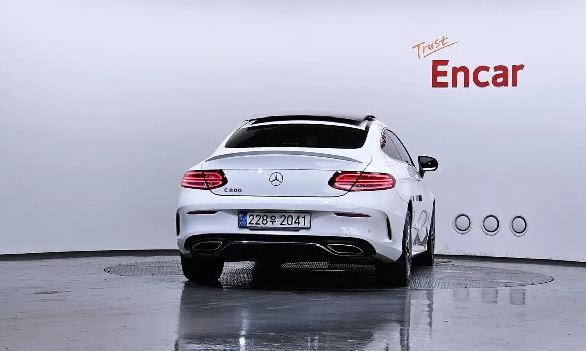 Mercedes-Benz C-Class 2022 из KR, фото 2