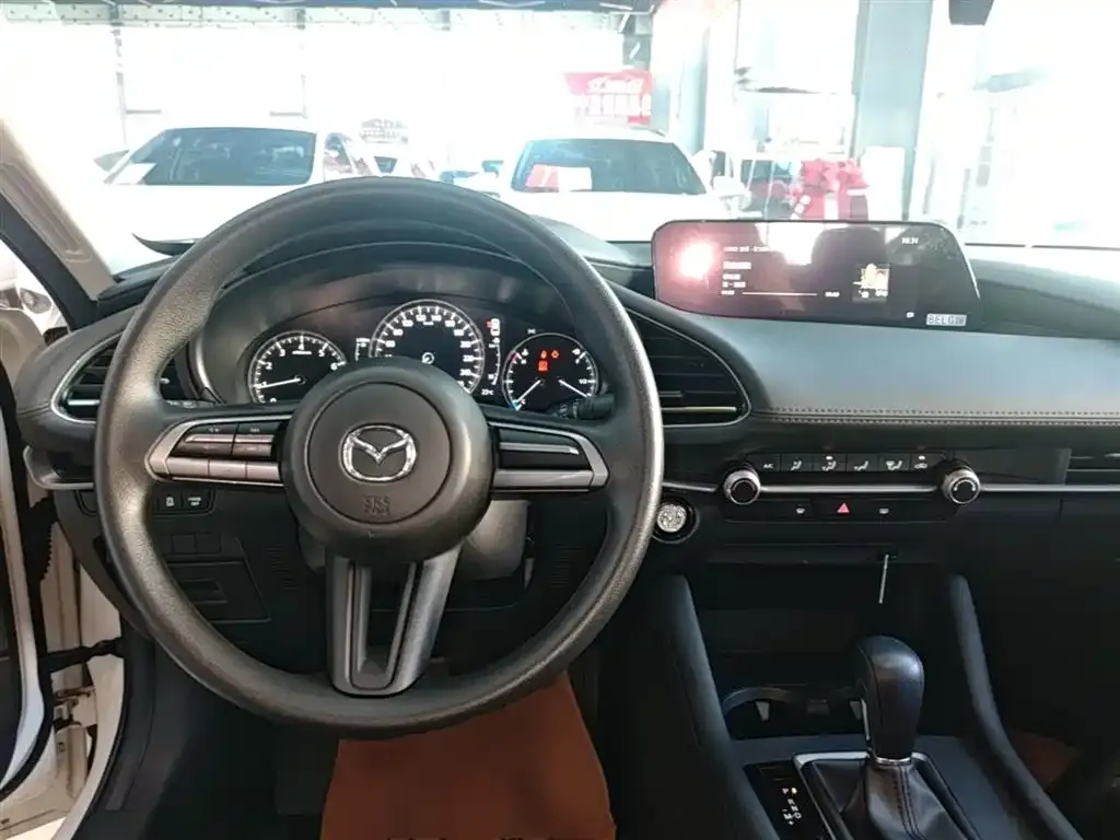 Mazda 3 Axela 2021 из CN, фото 5