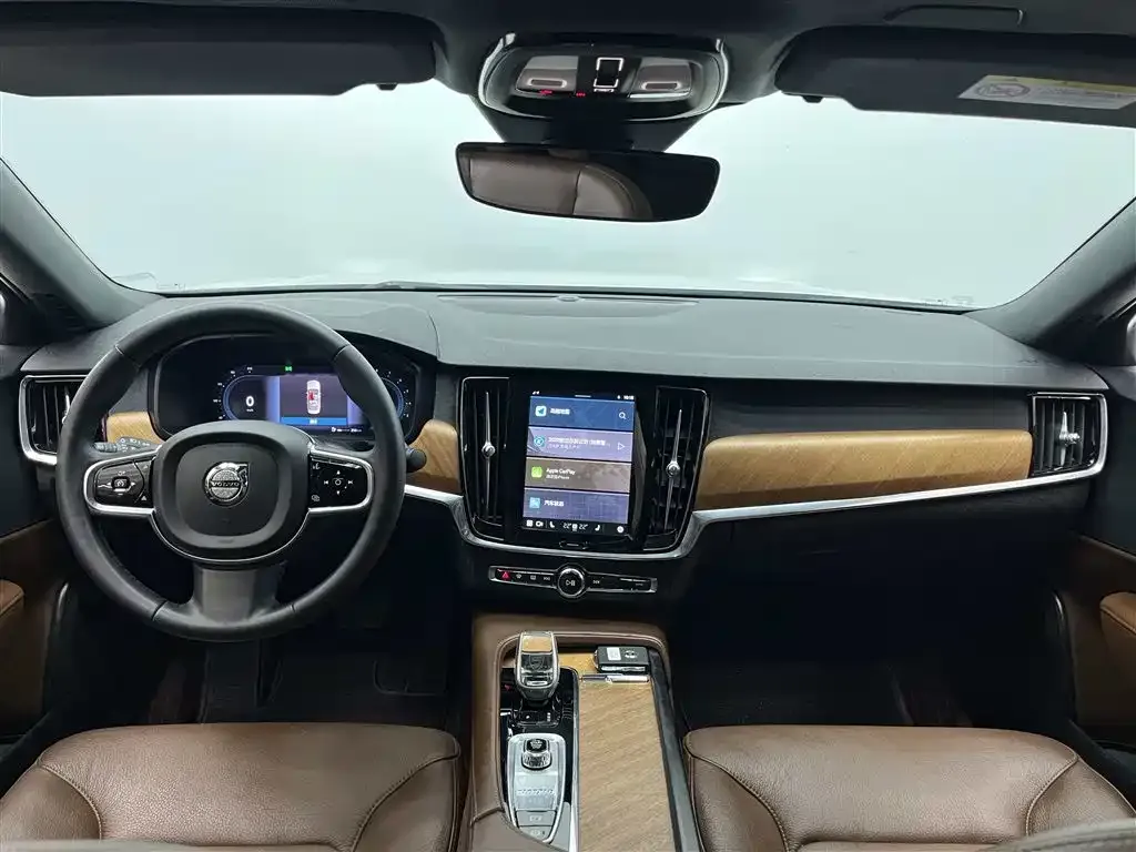Volvo S90 — фото 8