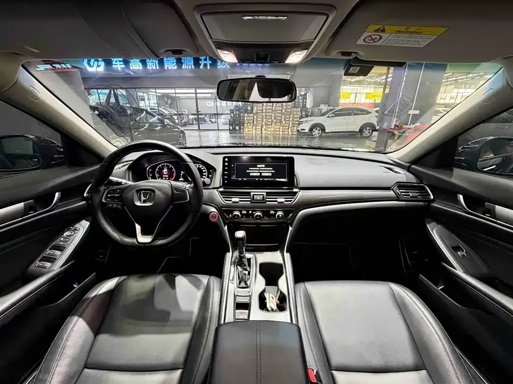 Honda Accord 2023 из CN, фото 7