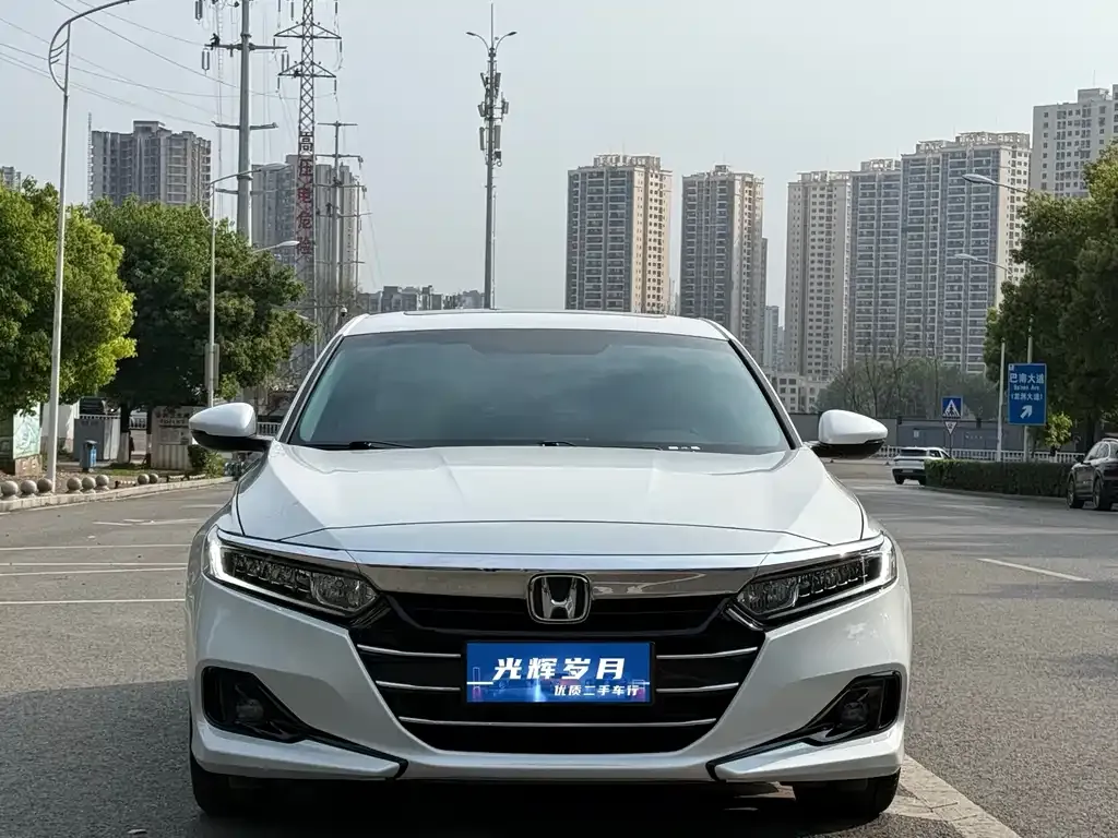 Honda Accord — фото 6