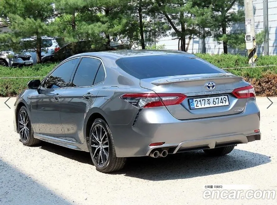Toyota Camry 2024 из KR, фото 2