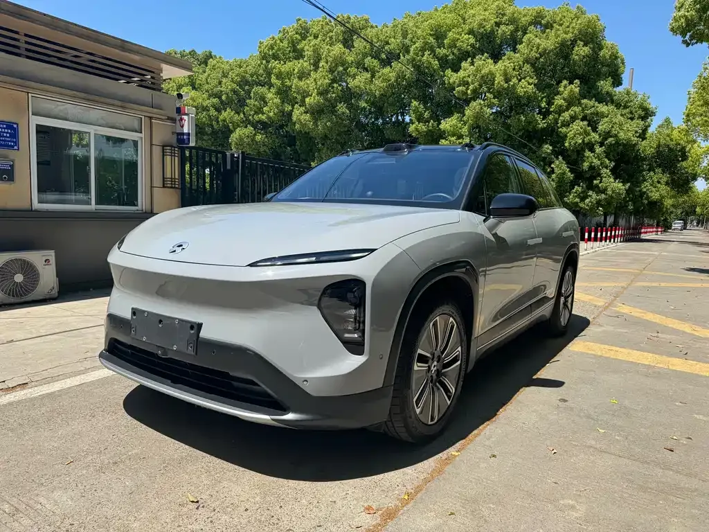 NIO ES7
