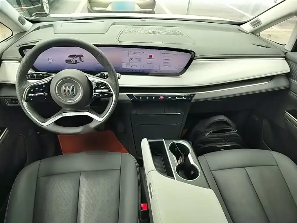 Buick GL8 2025 из CN, фото 2