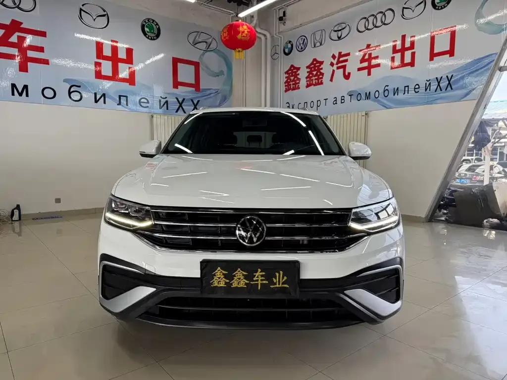 Volkswagen Tiguan L 2022 из CN, фото 4