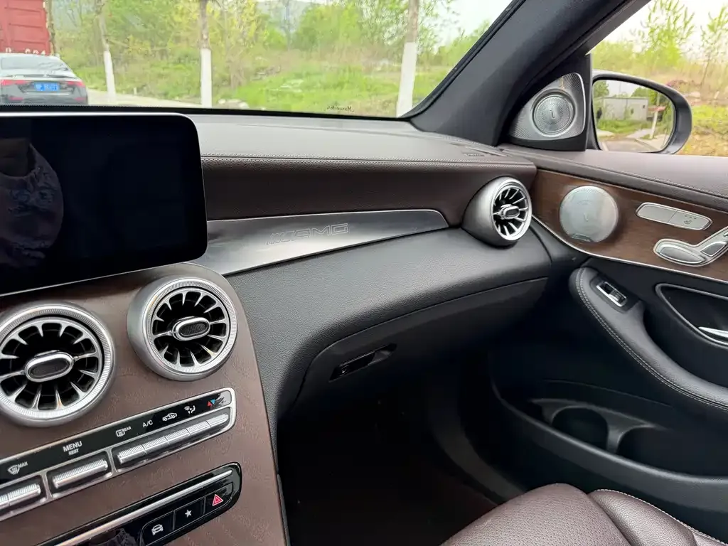 Mercedes-Benz GLC 2023 из CN, фото 3