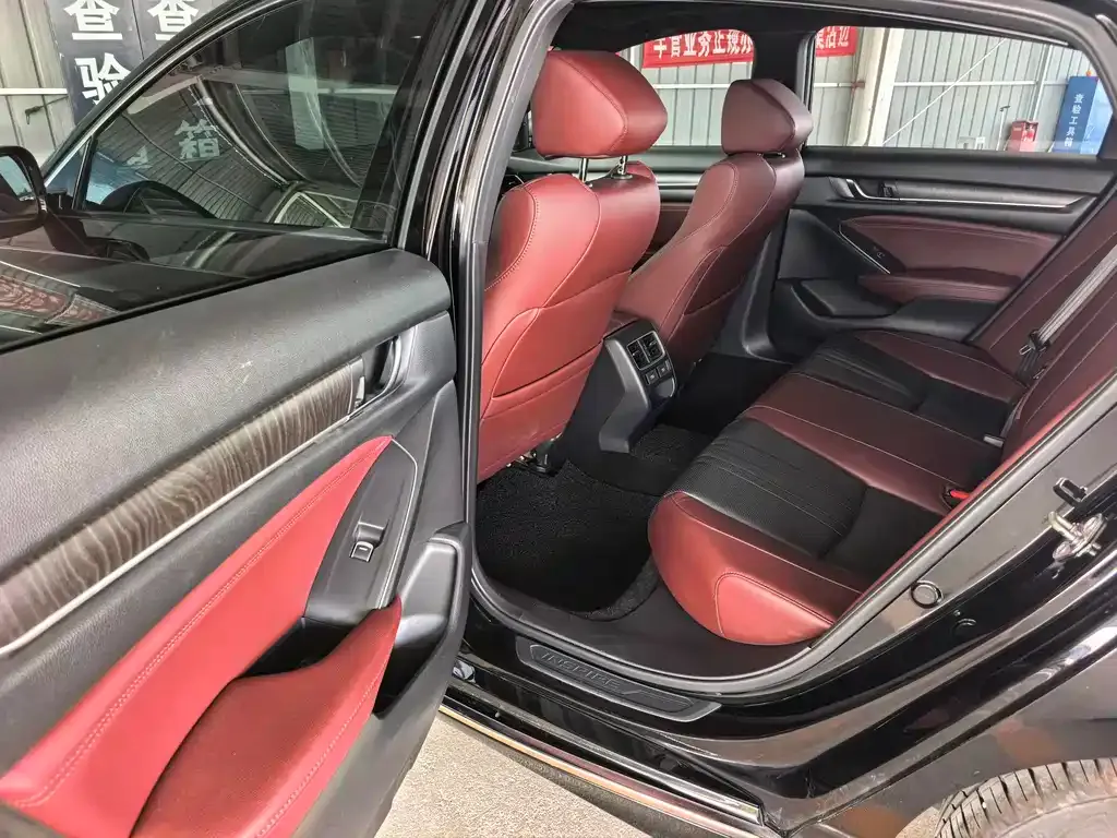 Honda Inspire 2022 из CN, фото 3
