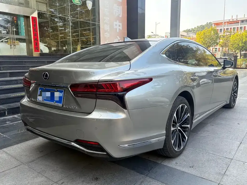 Lexus LS 2021 из CN, фото 4