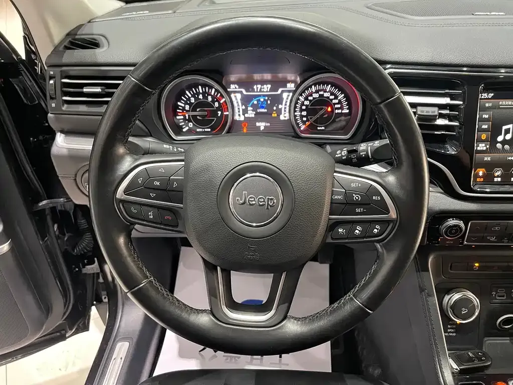 Jeep Grand Commander 2021 из CN, фото 6