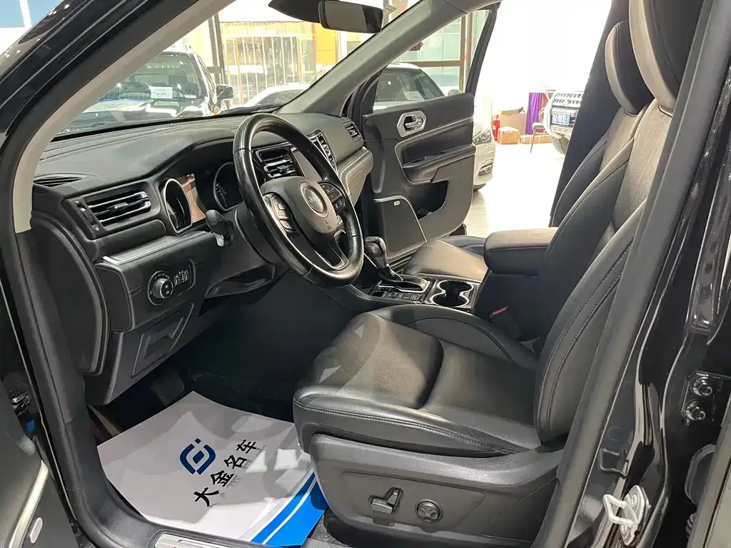 Jeep Grand Commander 2021 из CN, фото 7