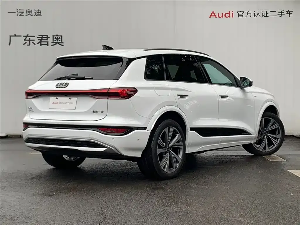 Audi Q6L e-tron — фото 8