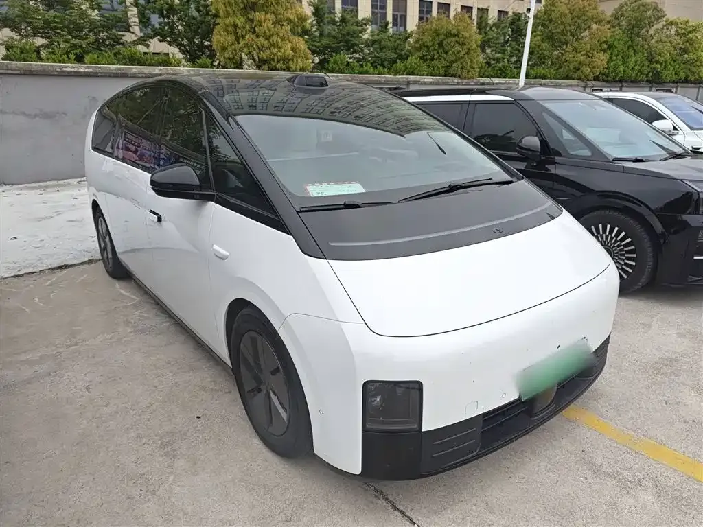 Li Auto MEGA 2024 из CN, фото 6