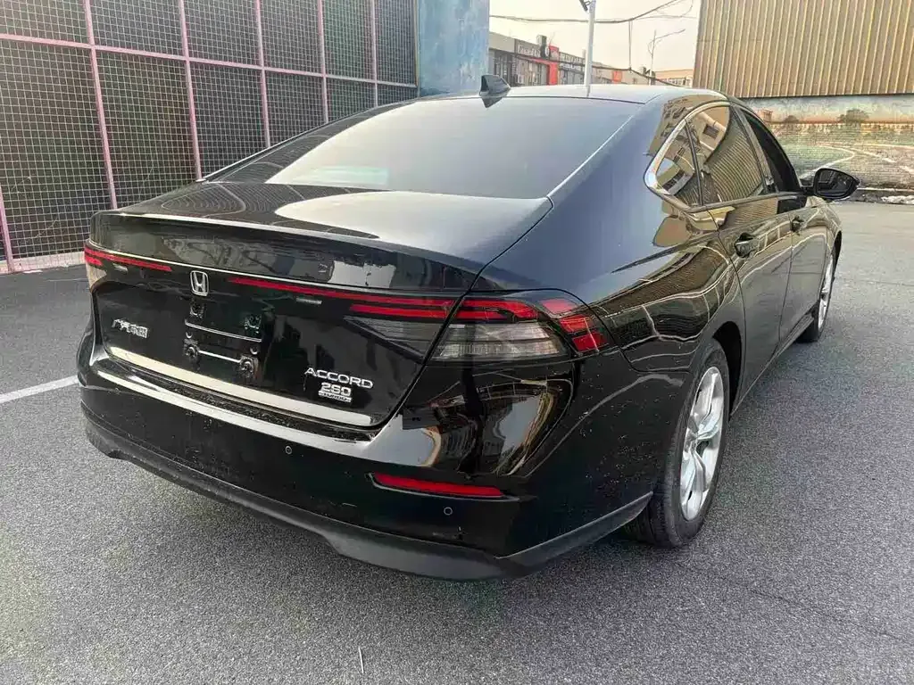 Honda Accord 2024 из CN, фото 8