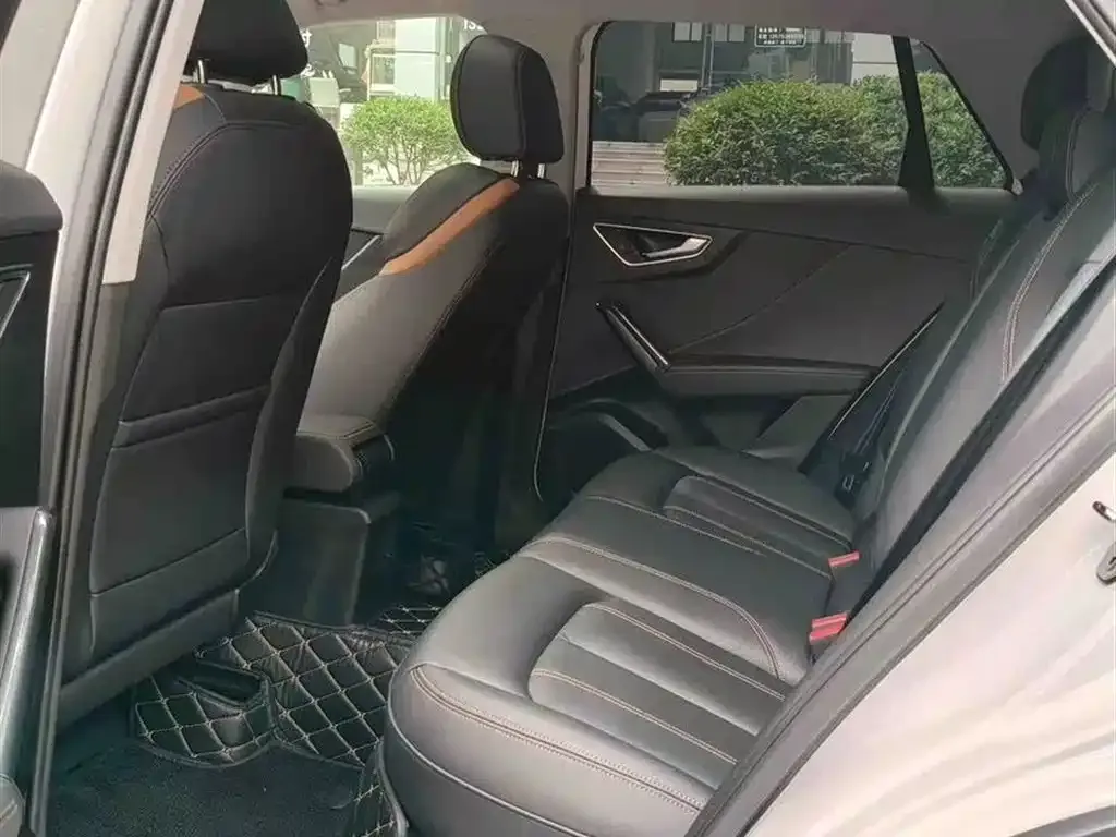 Audi Q2L 2022 из CN, фото 7