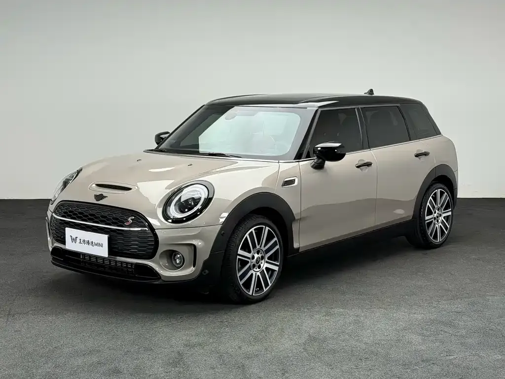 MINI Clubman — фото 1