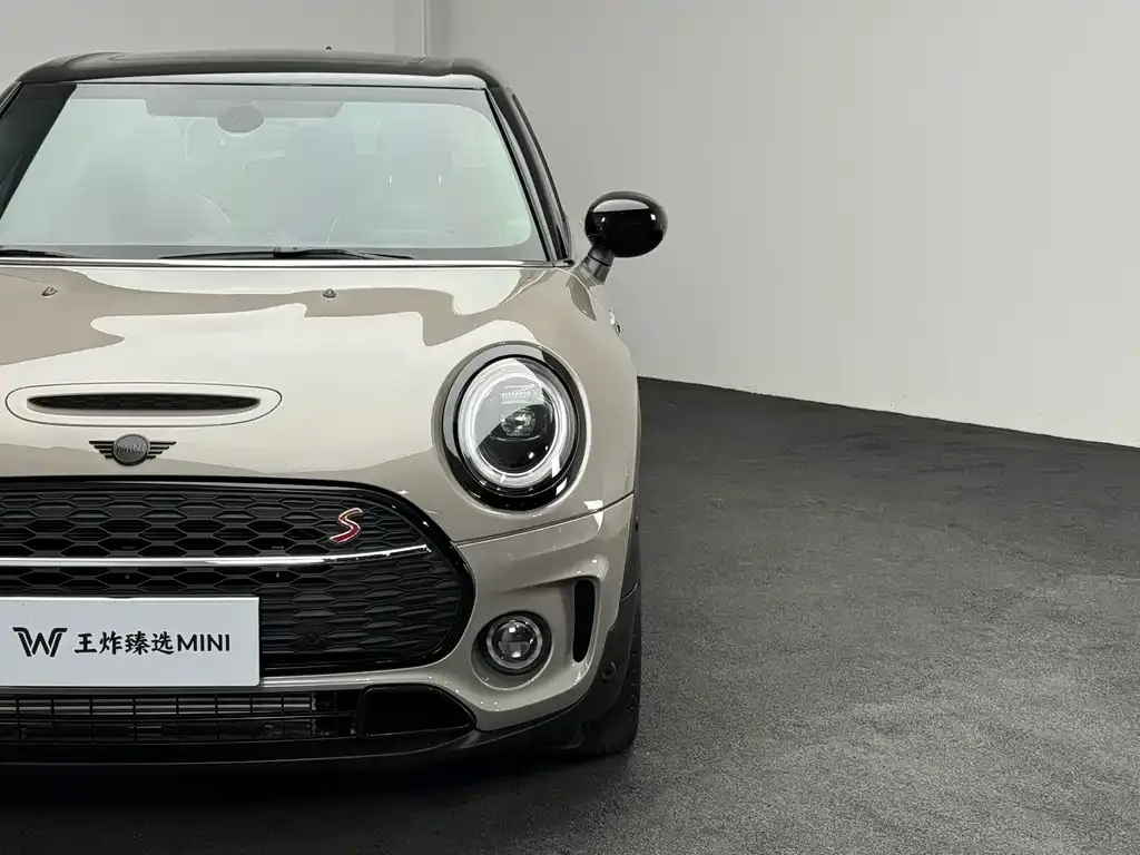 MINI Clubman — фото 4