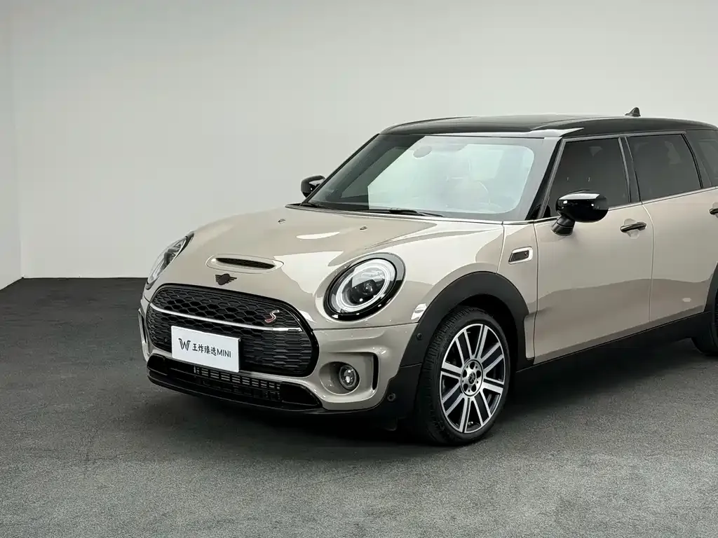 MINI Clubman — фото 3