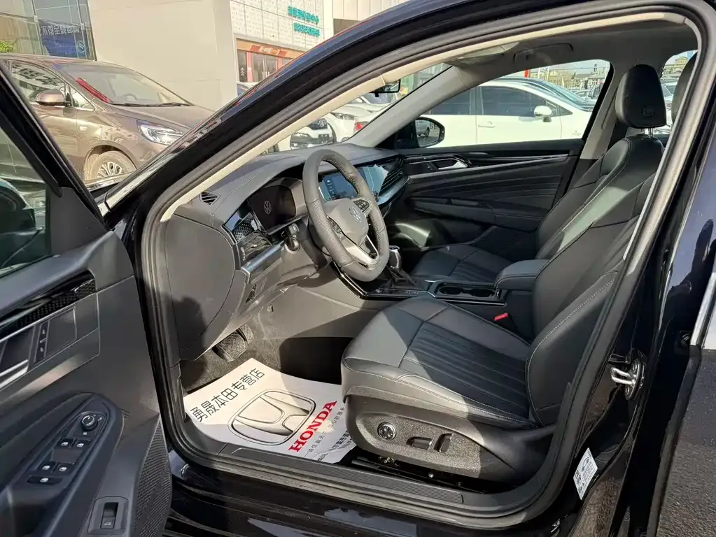 Volkswagen Passat — фото 4