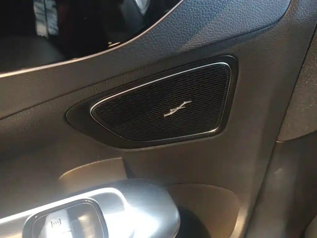 Mercedes-Benz C-Class 2023 из CN, фото 2