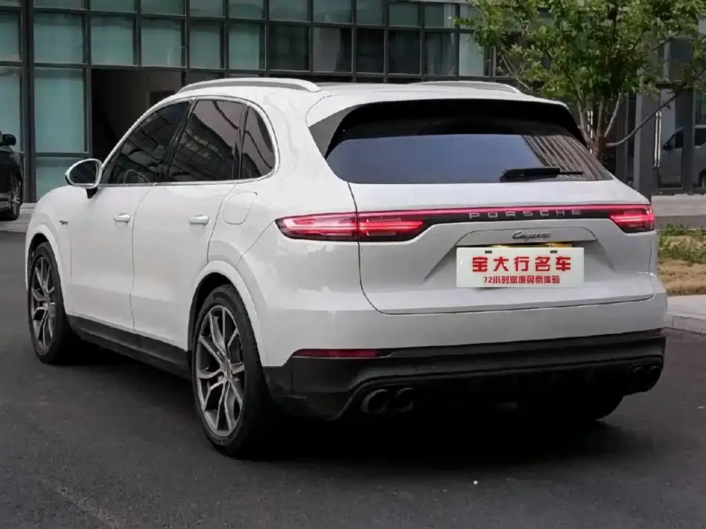 Porsche Cayenne Hybrid — фото 3