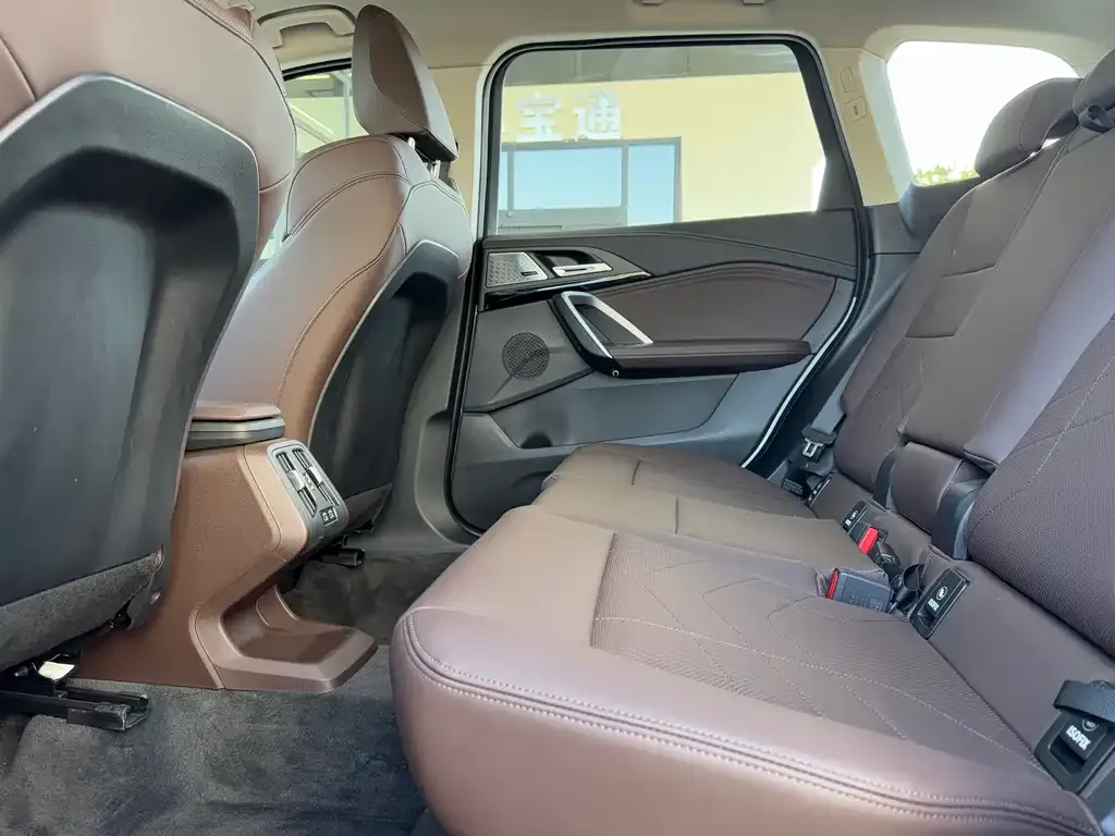 BMW X1 2025 из CN, фото 7