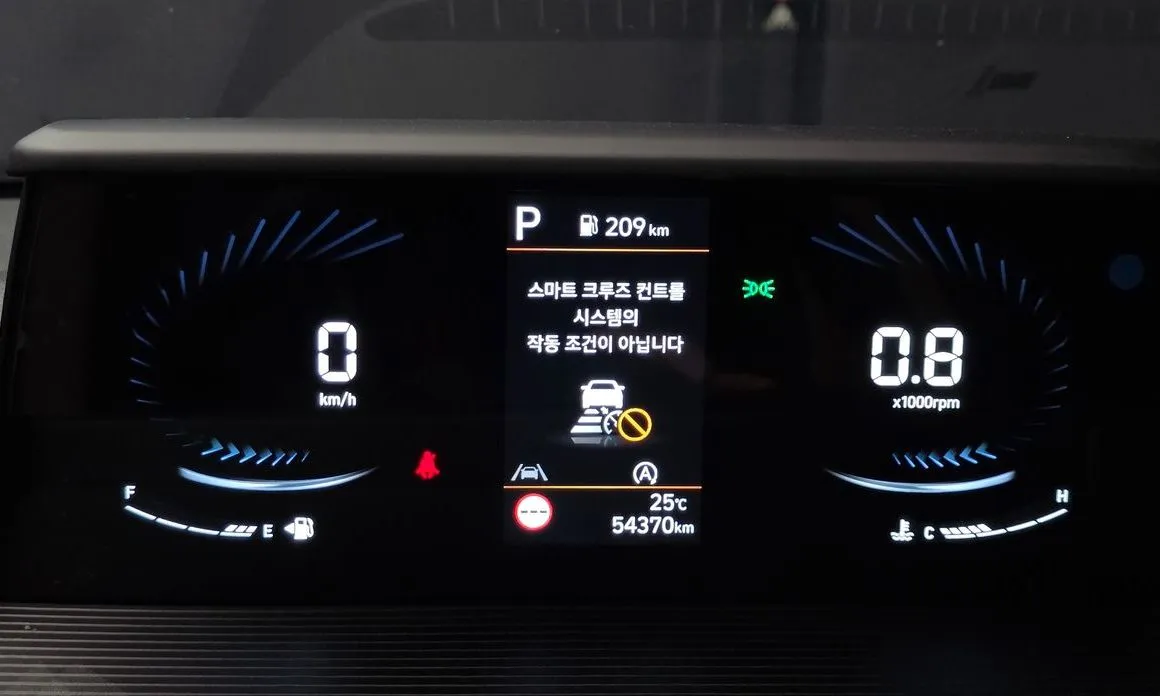 Hyundai Staria — фото 2