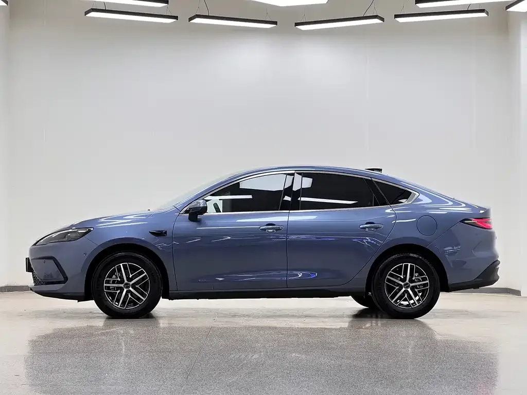 BYD Seal 05 DM-i 2025 из CN, фото 3