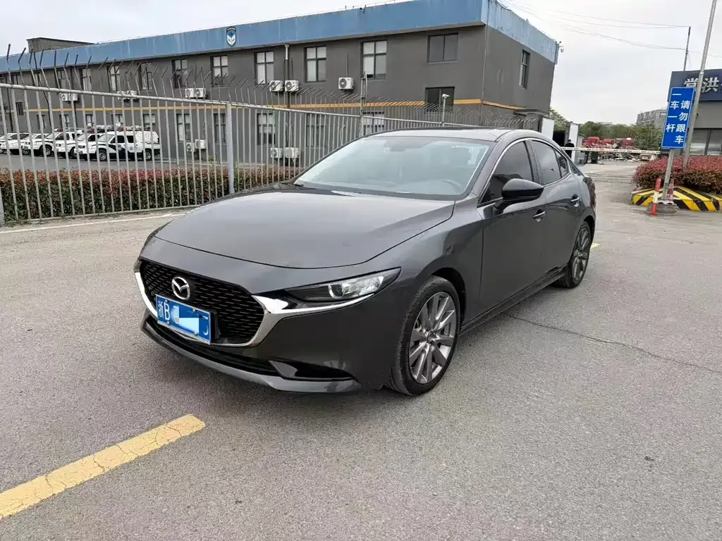 Mazda 3 Axela