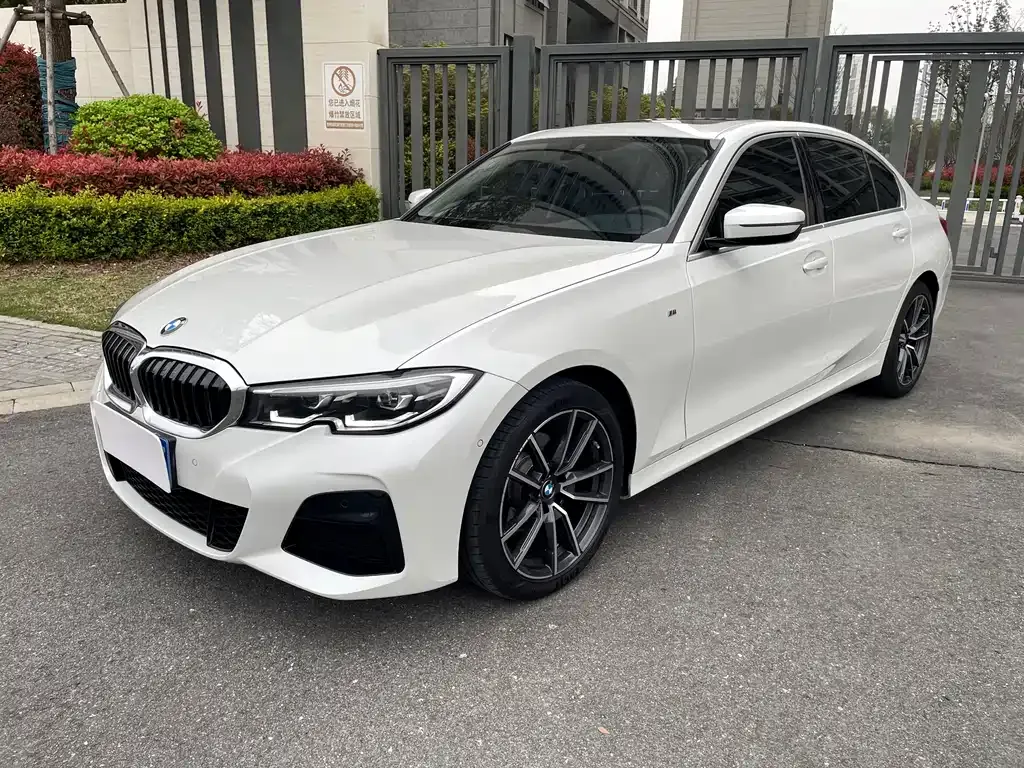 BMW 3 Series — фото 1