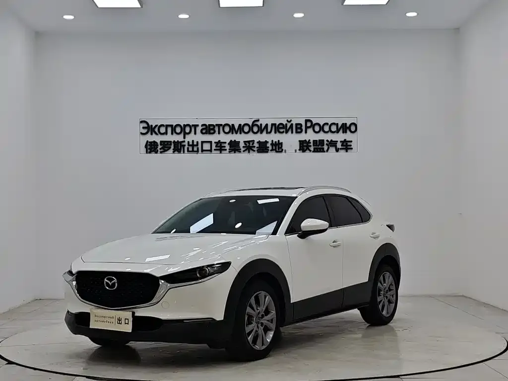 Mazda CX-30 — фото 1