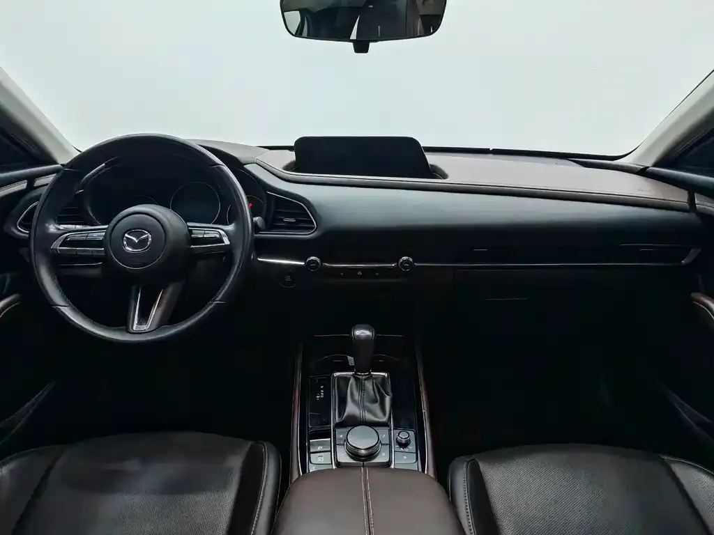 Mazda CX-30 — фото 2