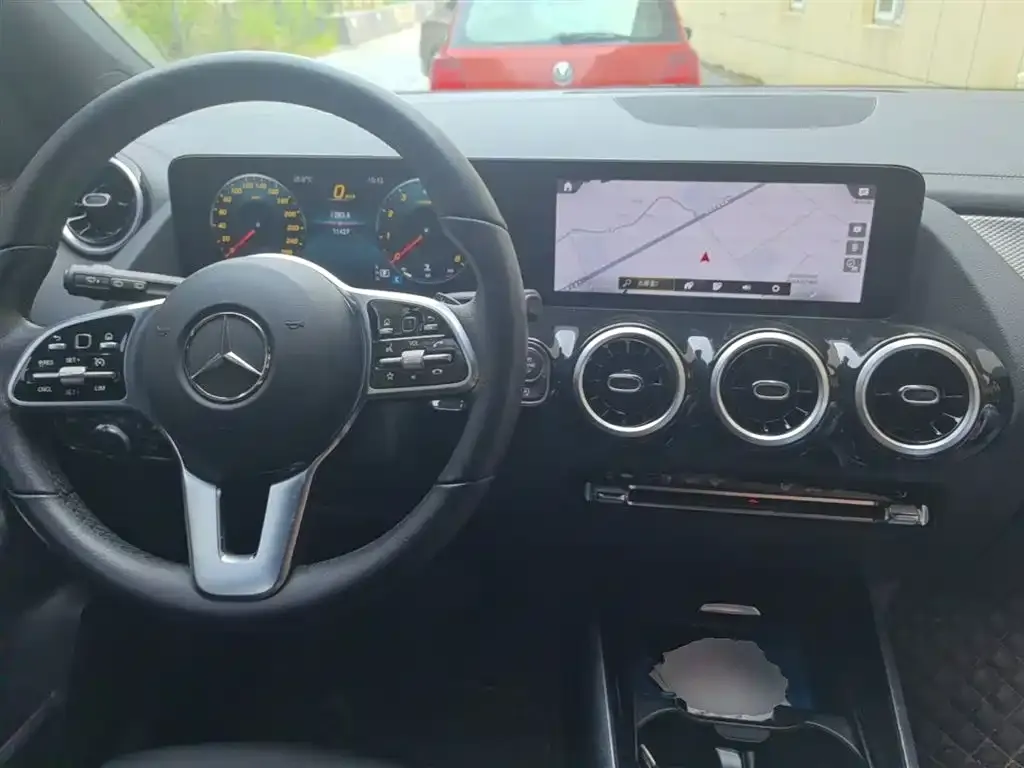 Mercedes-Benz GLA — фото 2