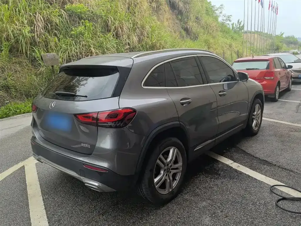 Mercedes-Benz GLA — фото 10