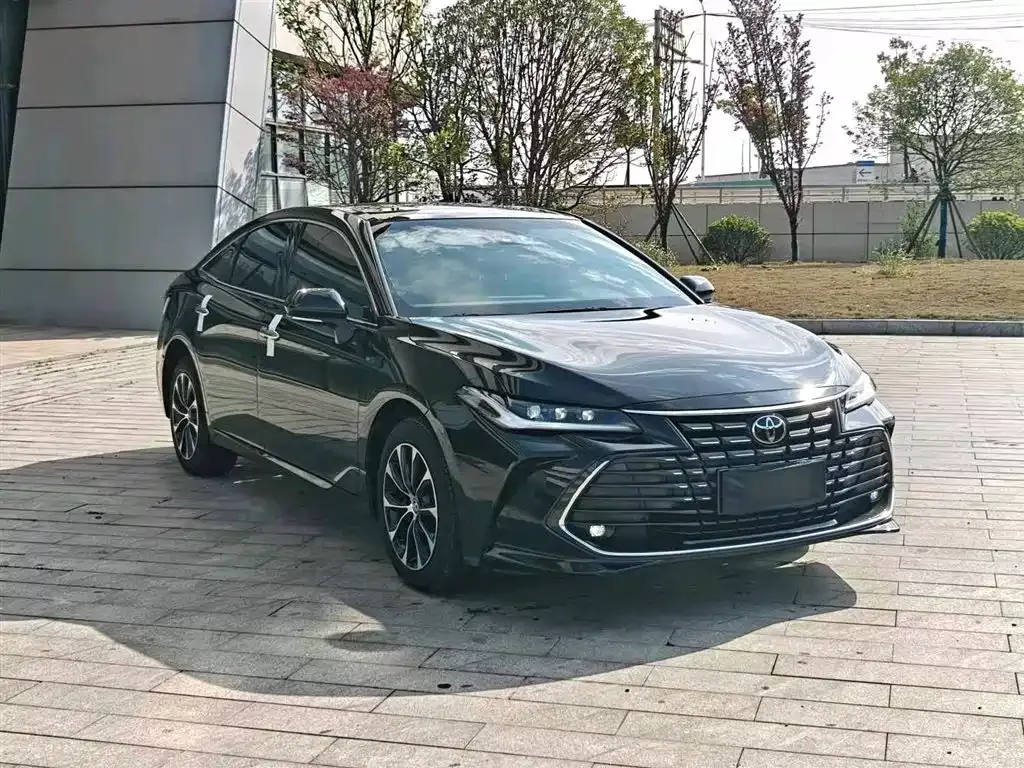Toyota Avalon — фото 10