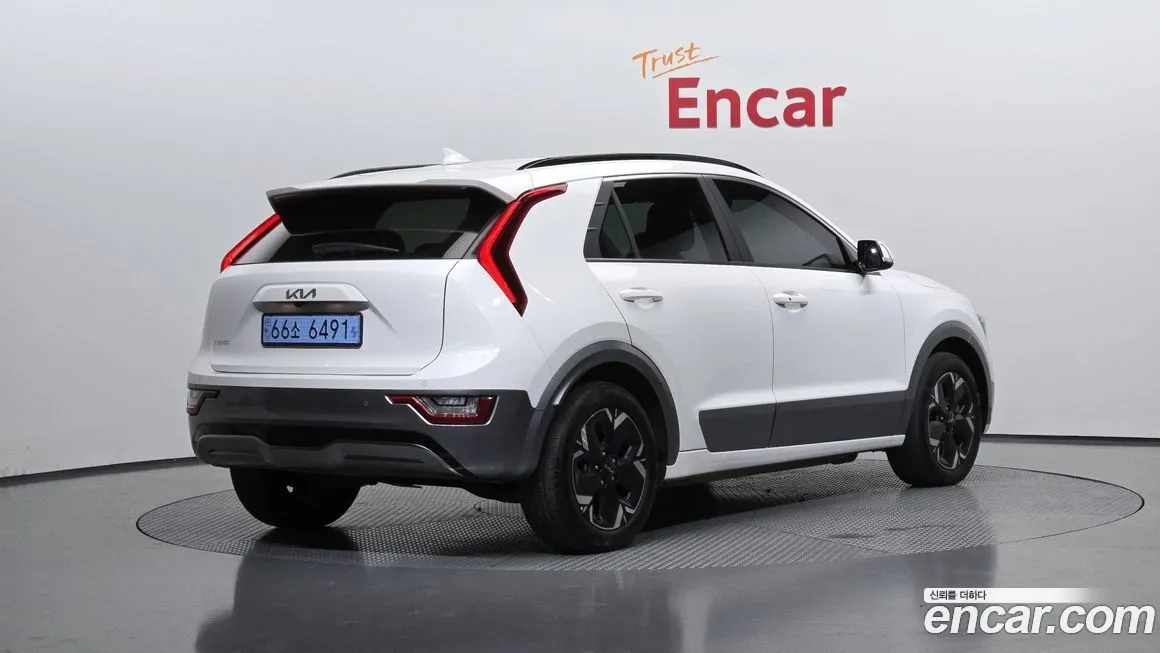 Kia Niro 2024 из KR, фото 2