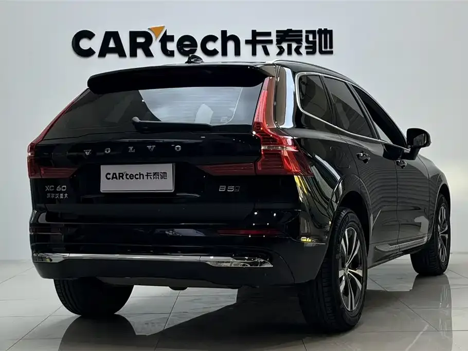 Volvo XC60 2022 из CN, фото 5