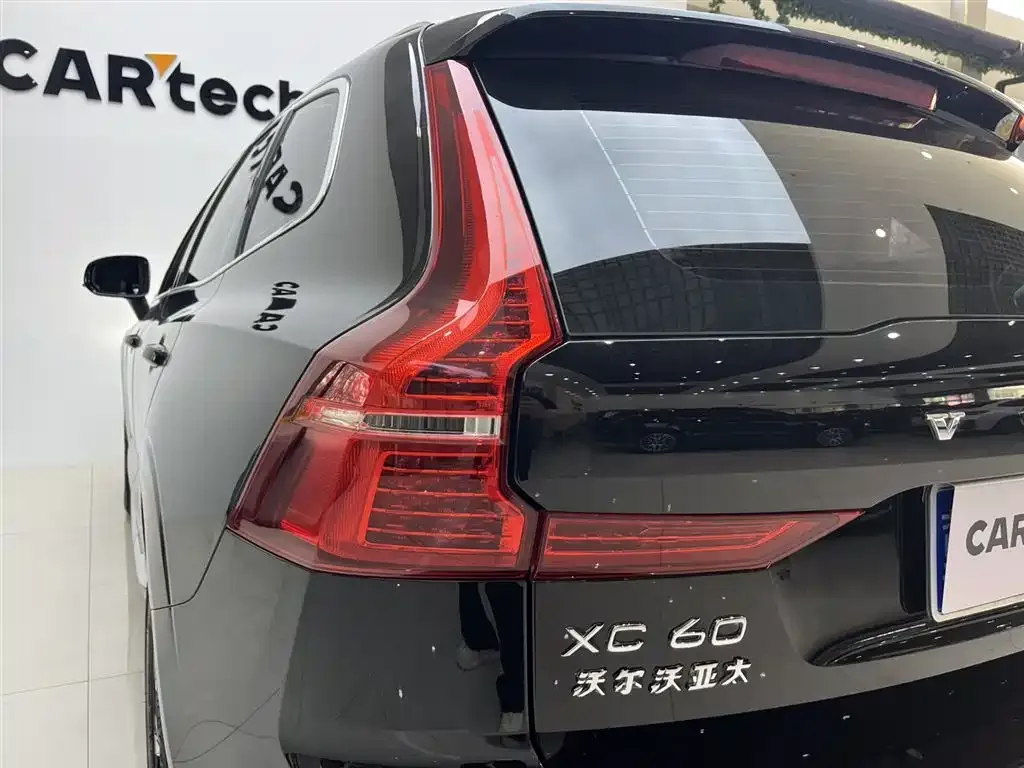 Volvo XC60 2022 из CN, фото 6