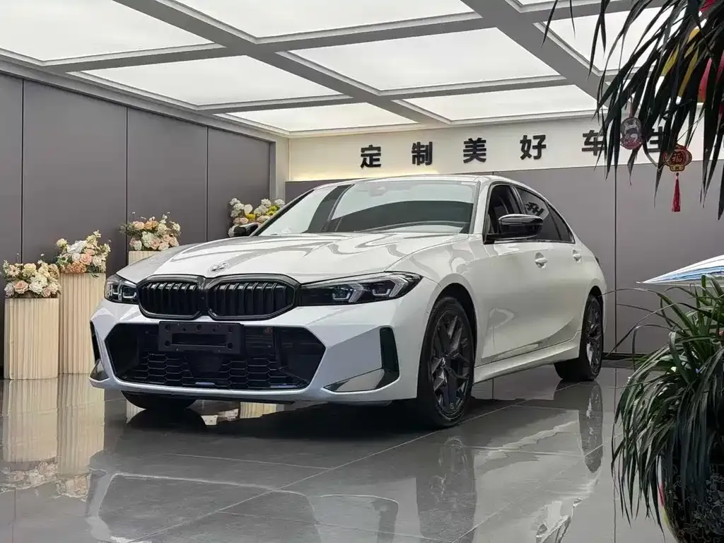 BMW 3 Series 2024 из CN, фото 1