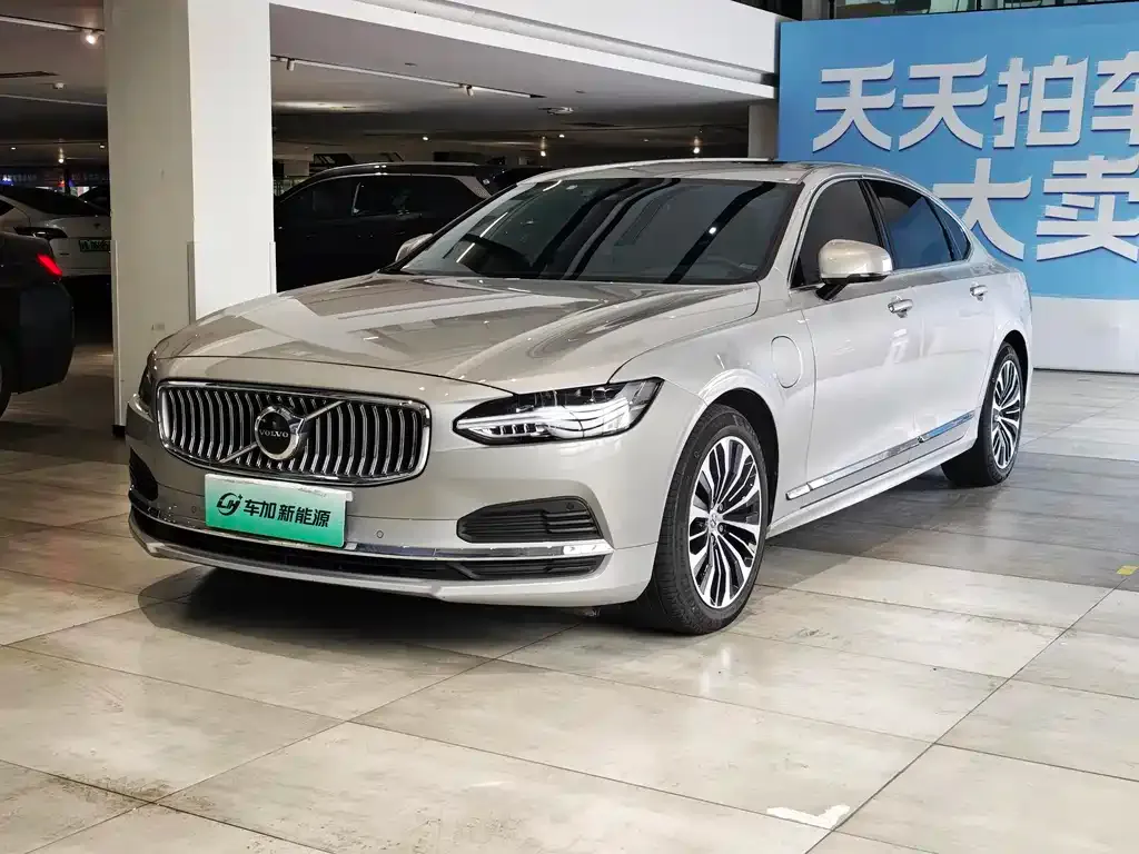 Volvo S90 PHEV