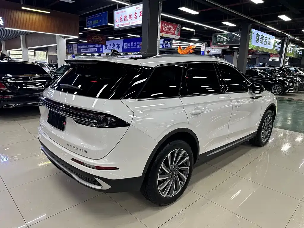 Lincoln Corsair 2023 из CN, фото 4