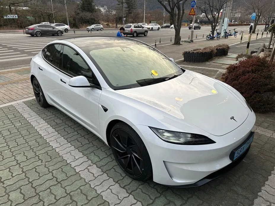 Tesla Model 3 — фото 6