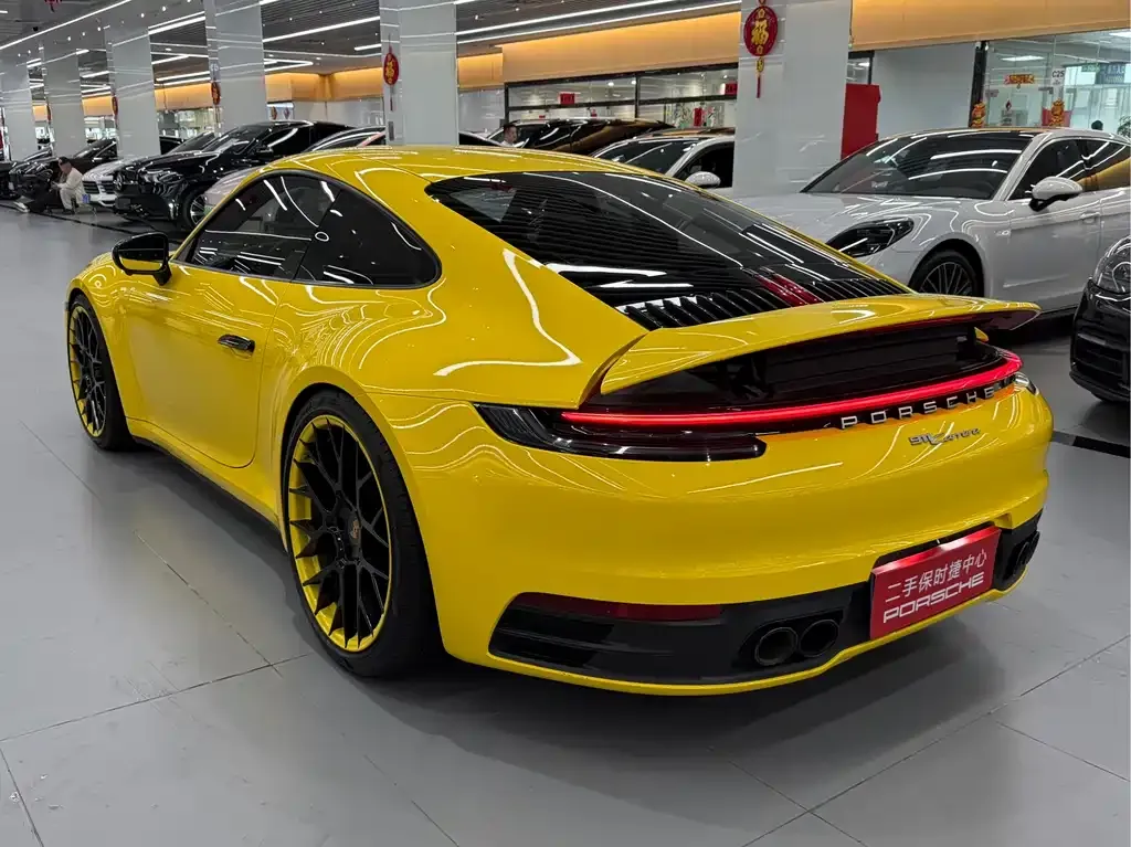 Porsche 911 2021 из CN, фото 5