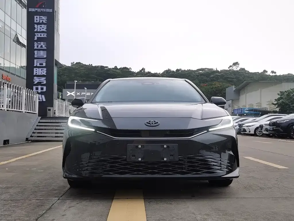 Toyota Camry 2024 из CN, фото 3
