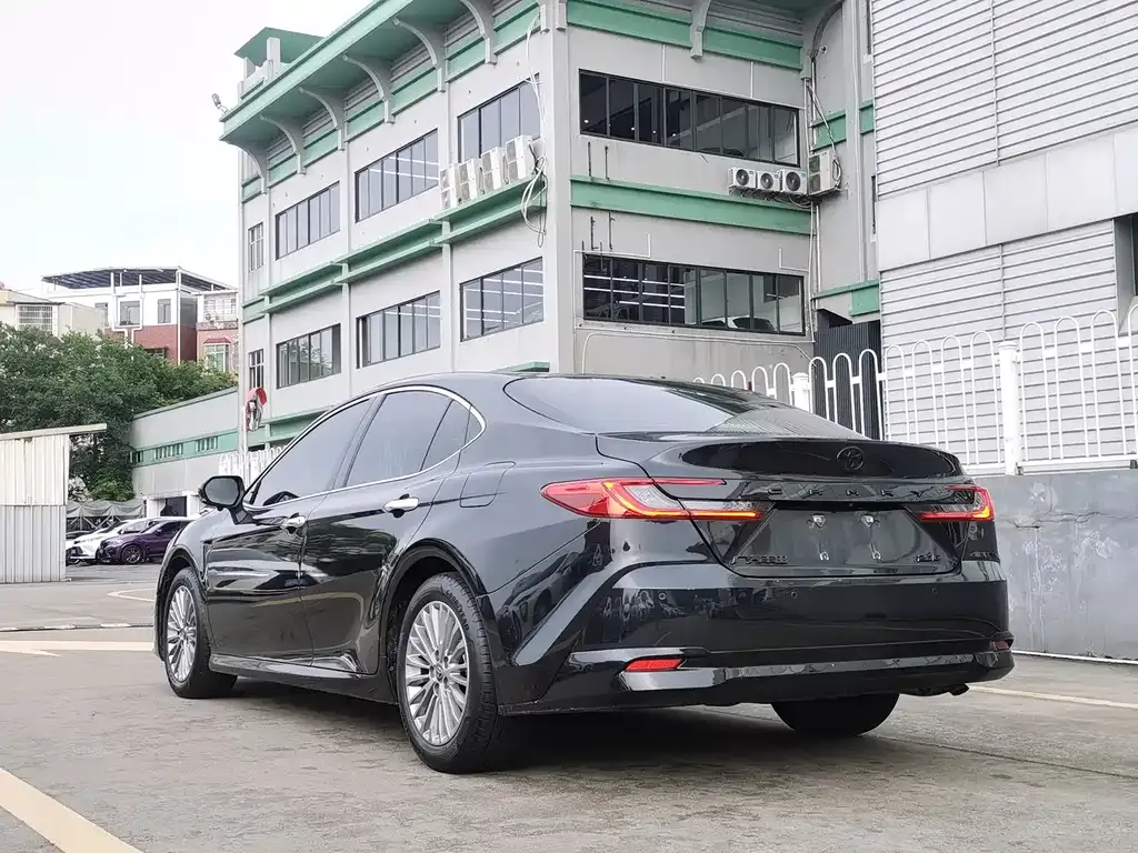Toyota Camry 2024 из CN, фото 7