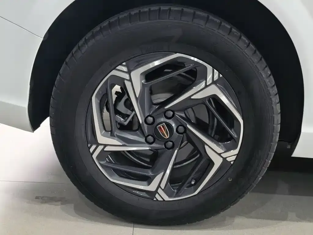 Hongqi HS3 2024 из CN, фото 3