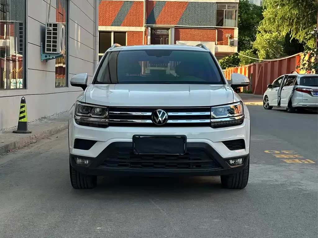 Volkswagen Tharu — фото 9