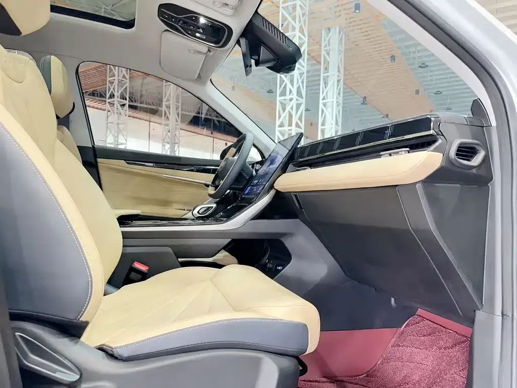 Geely Boyue L 2023 из CN, фото 8