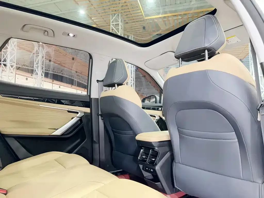 Geely Boyue L 2023 из CN, фото 4