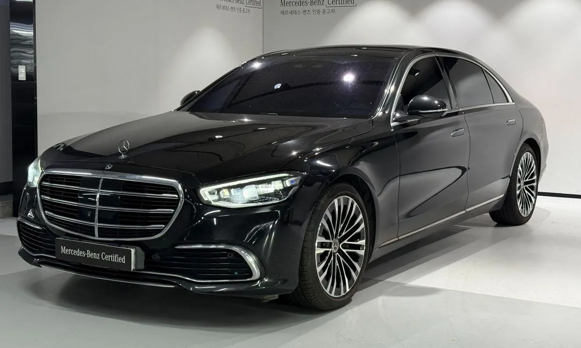 Mercedes-Benz S-Class — фото 1