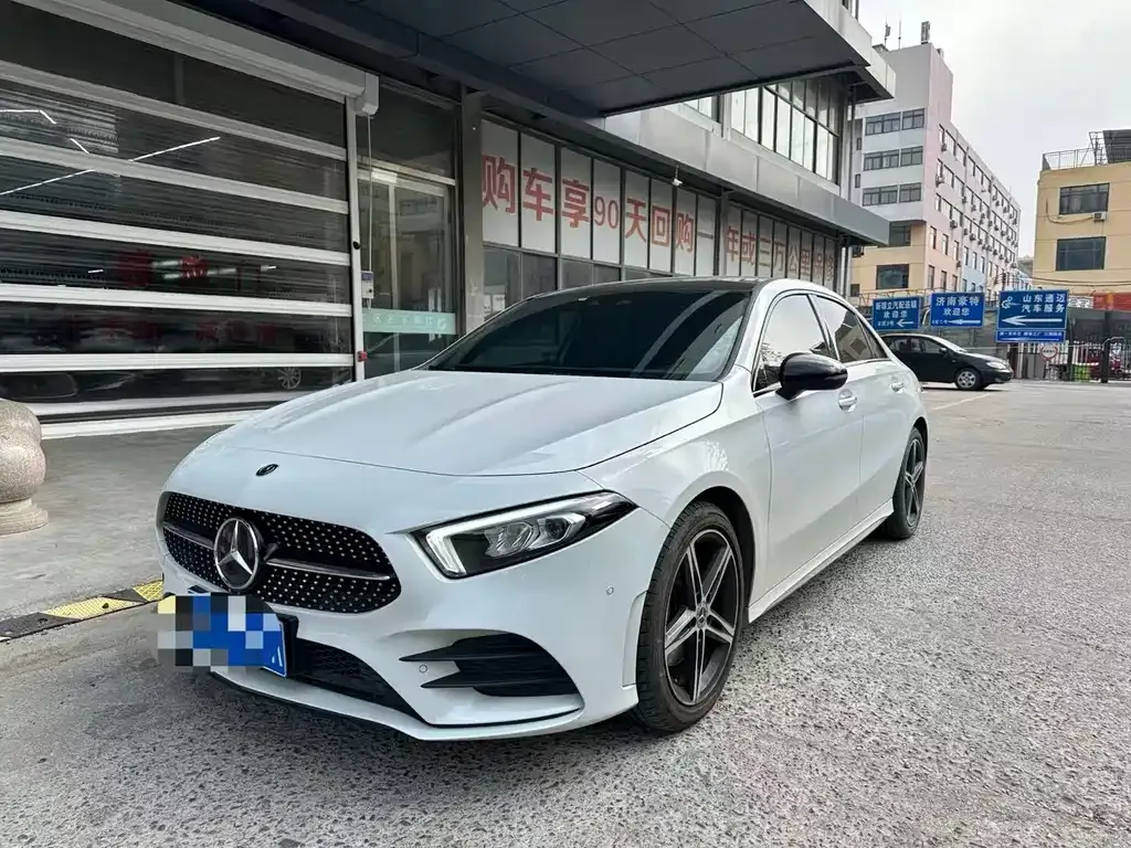 Mercedes-Benz A-Class — фото 1